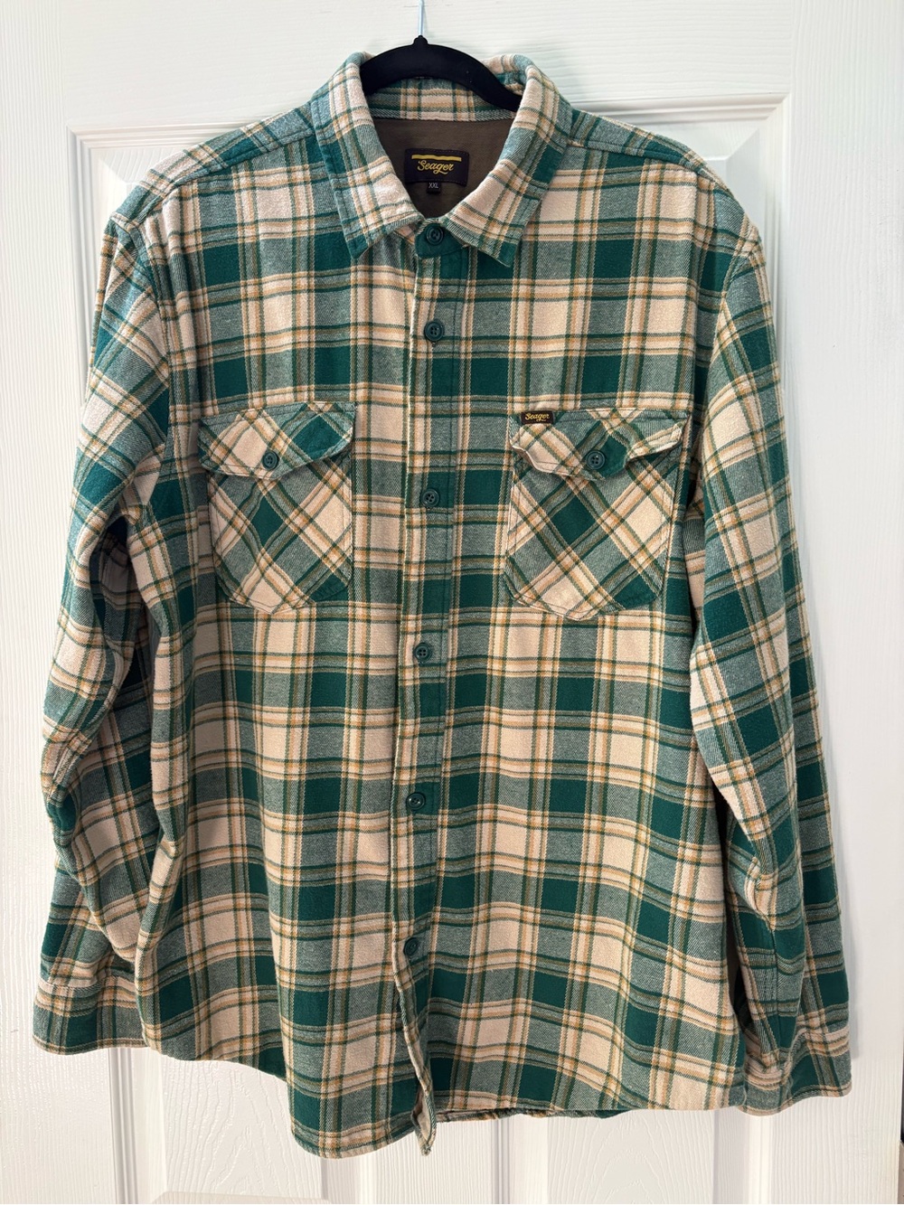 Seager Green and Cream Plaid Long Sleeve Flannel Jacket